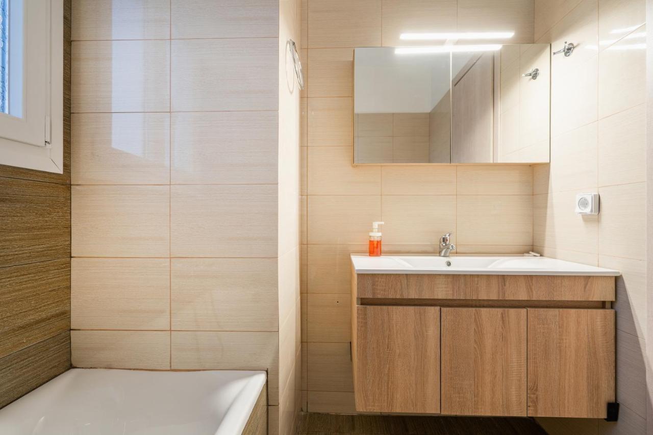 شقة Sunny Penthouse W/ Acropolis View Next To Metro أثينا المظهر الخارجي الصورة